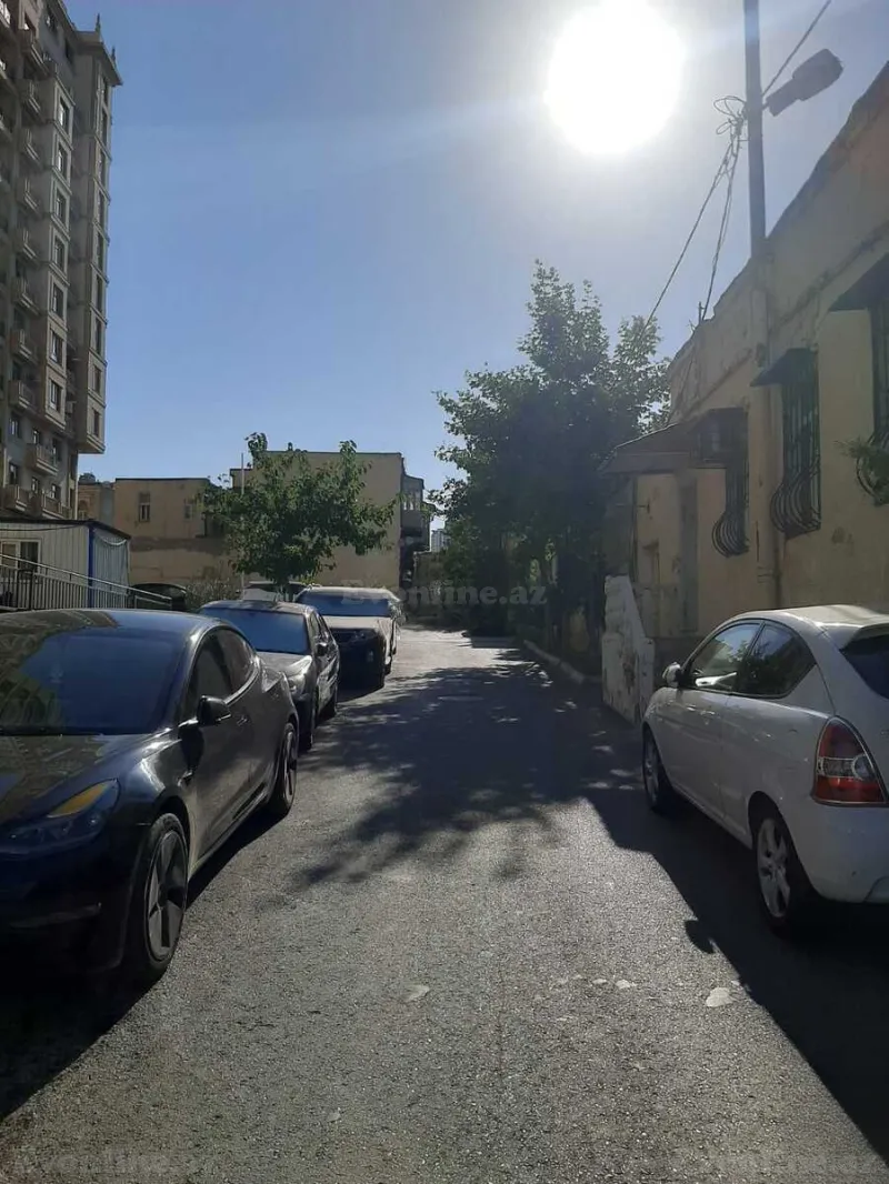 Kirayə verilir 2 otaqlı Mənzil Köhnə tikili 50 m² Səbail r. - şəkil 12