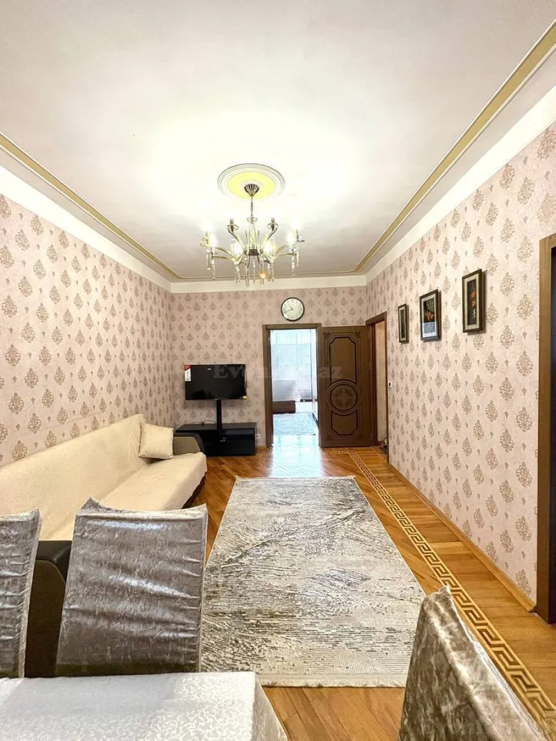 Kirayə verilir 2 otaqlı Mənzil Köhnə tikili 50 m² Memar Əcəmi m. - şəkil 4