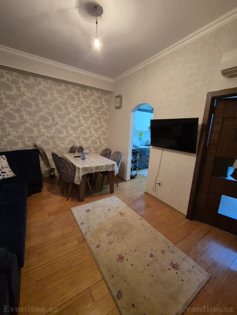 Kirayə verilir 2 otaqlı Mənzil Köhnə tikili 65 m² Neftçilər m. - şəkil 2