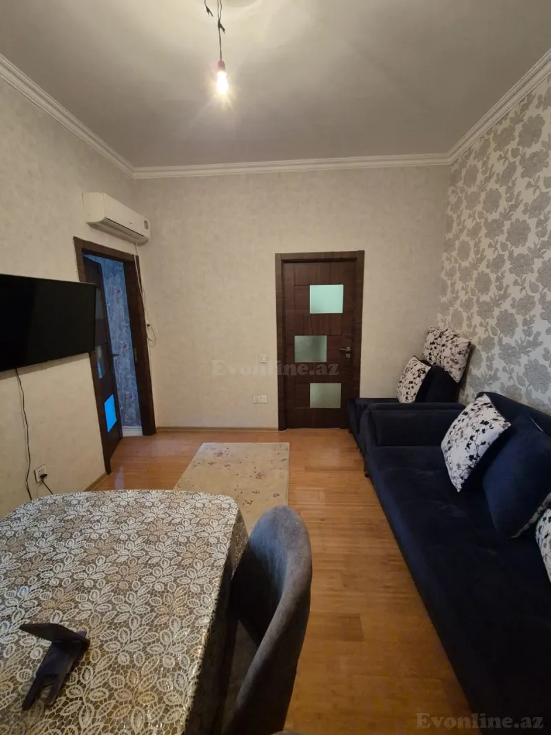 Kirayə verilir 2 otaqlı Mənzil Köhnə tikili 65 m² Neftçilər m. - şəkil 4