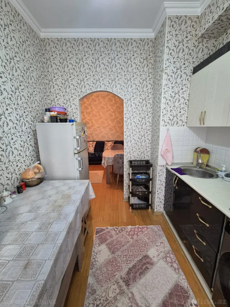 Kirayə verilir 2 otaqlı Mənzil Köhnə tikili 65 m² Neftçilər m. - şəkil 5