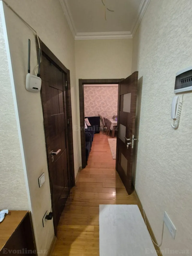 Kirayə verilir 2 otaqlı Mənzil Köhnə tikili 65 m² Neftçilər m. - şəkil 12