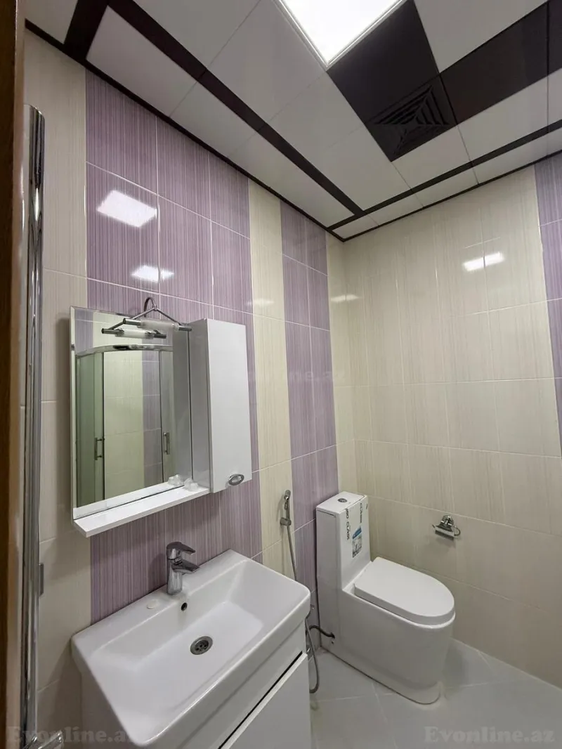 Kirayə verilir 3 otaqlı Mənzil Yeni tikili 130 m² İnşaatçılar m. - şəkil 8