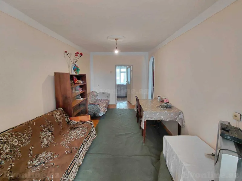 Kirayə verilir 3 otaqlı Mənzil Köhnə tikili 70 m² İnşaatçılar m. - şəkil 2