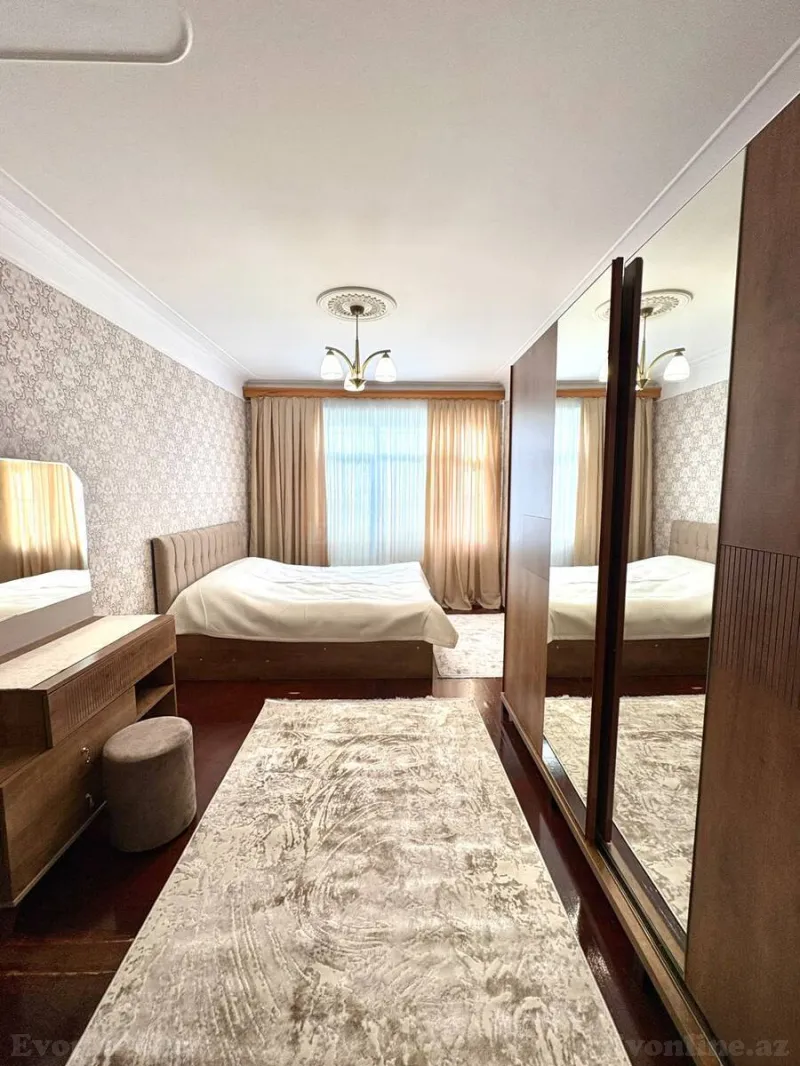Kirayə verilir 2 otaqlı Mənzil Köhnə tikili 50 m² 8 Noyabr m. - şəkil 4