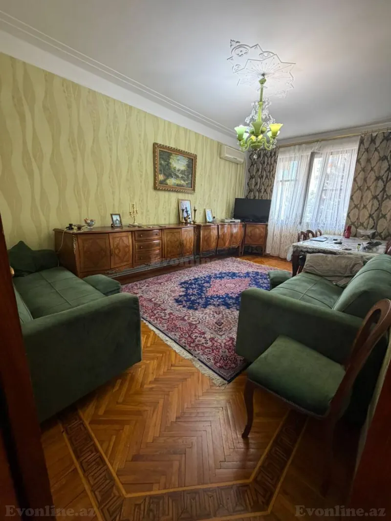 3 otaqlı Mənzil 110 m² Memar Əcəmi m. Satılır