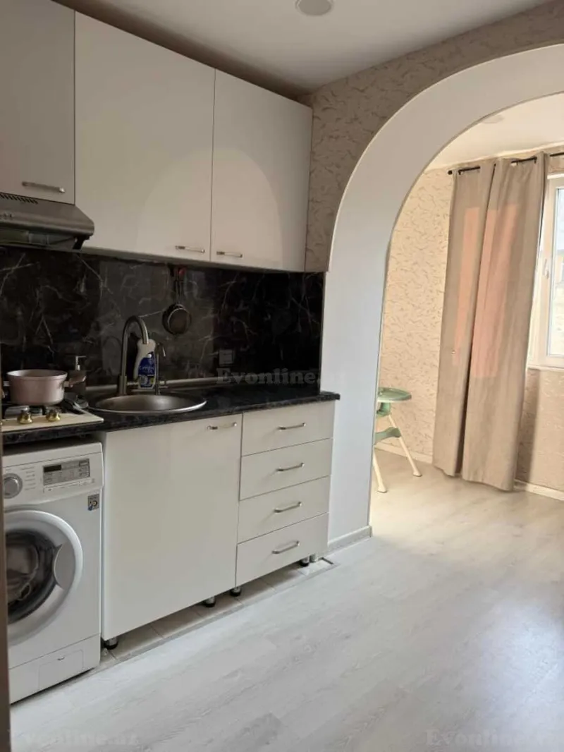 Satılır 3 otaqlı Mənzil Köhnə tikili 74 m² Nəriman Nərimanov m. - şəkil 2