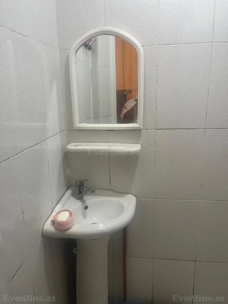 Kirayə verilir 3 otaqlı Mənzil Köhnə tikili 75 m² Nəsimi r. - şəkil 6