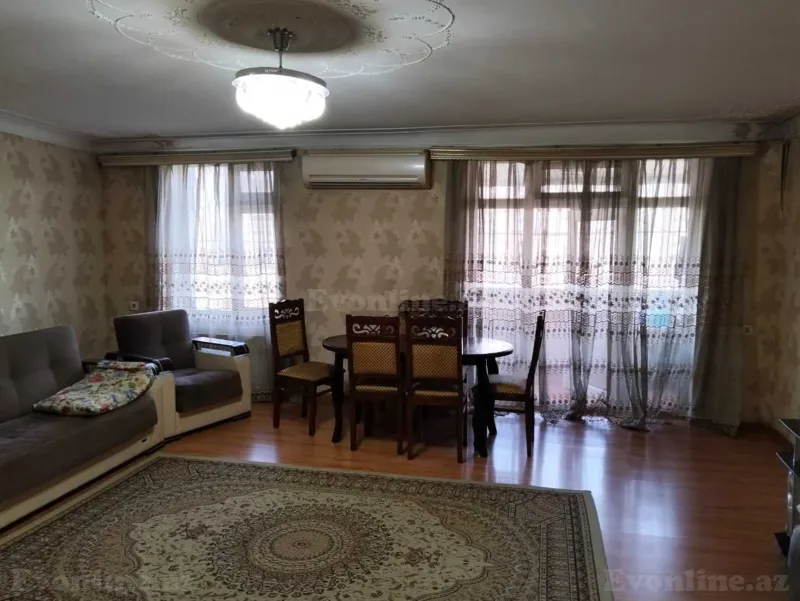 3 otaqlı Mənzil 80 m² Elmlər Akademiyası m. Kirayə verilir