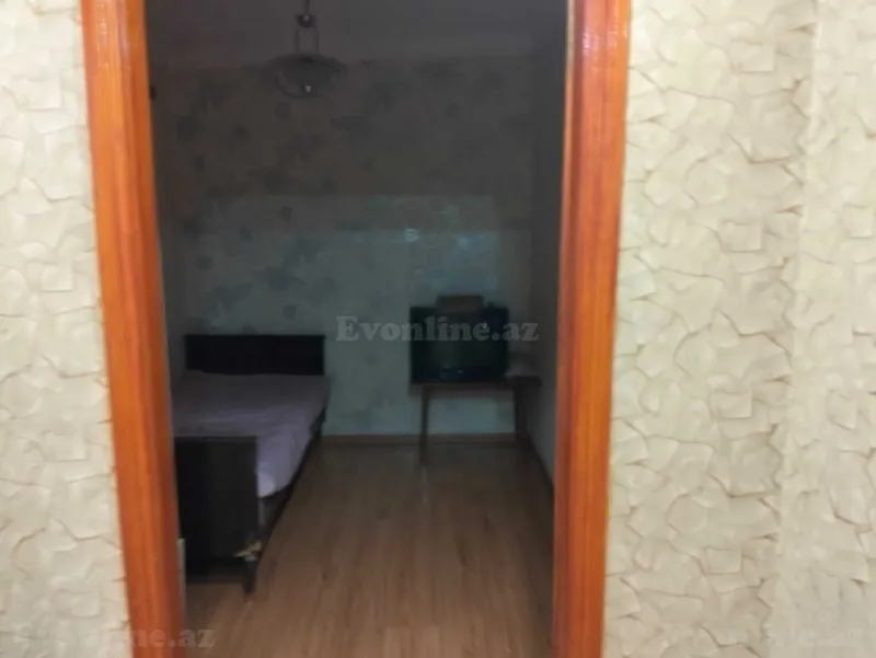 Kirayə verilir 3 otaqlı Mənzil Köhnə tikili 80 m² Elmlər Akademiyası m. - şəkil 4