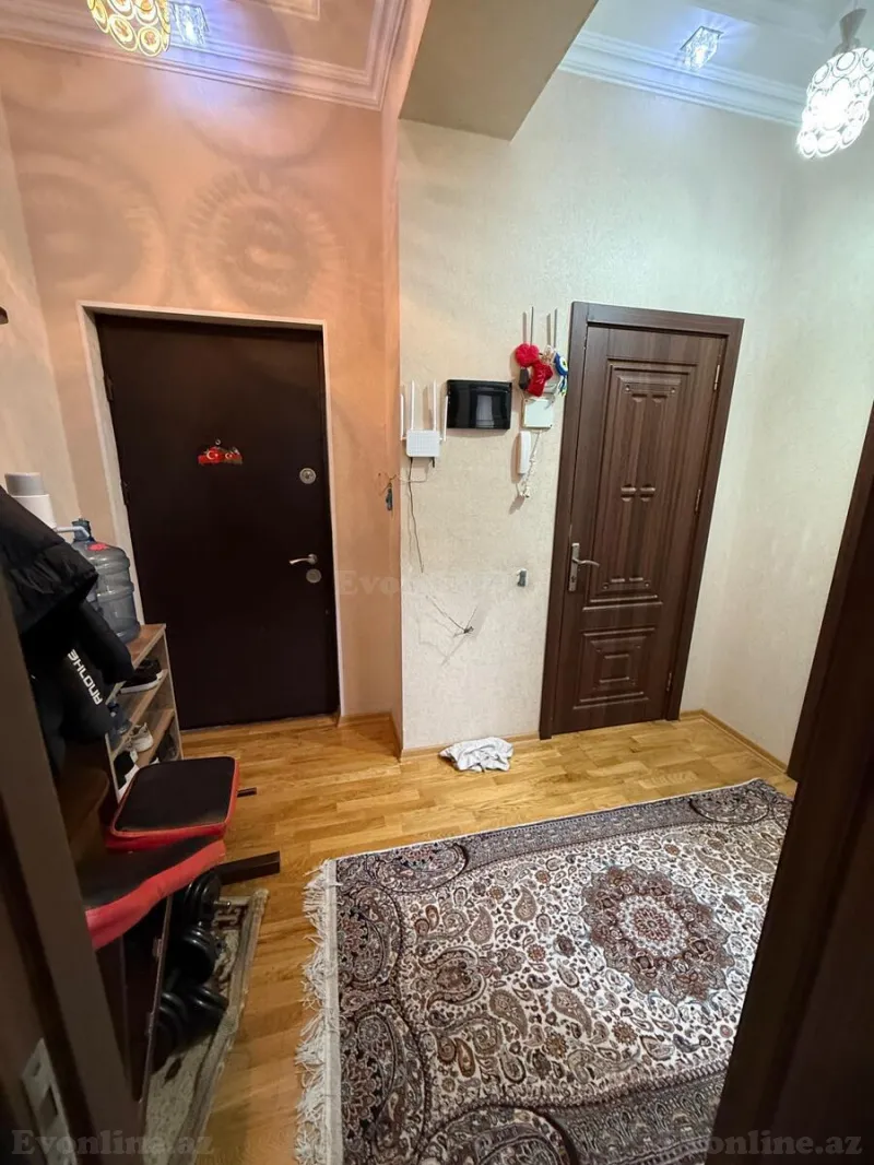Satılır 3 otaqlı Mənzil Yeni tikili 80 m² Qara Qarayev m. - şəkil 13