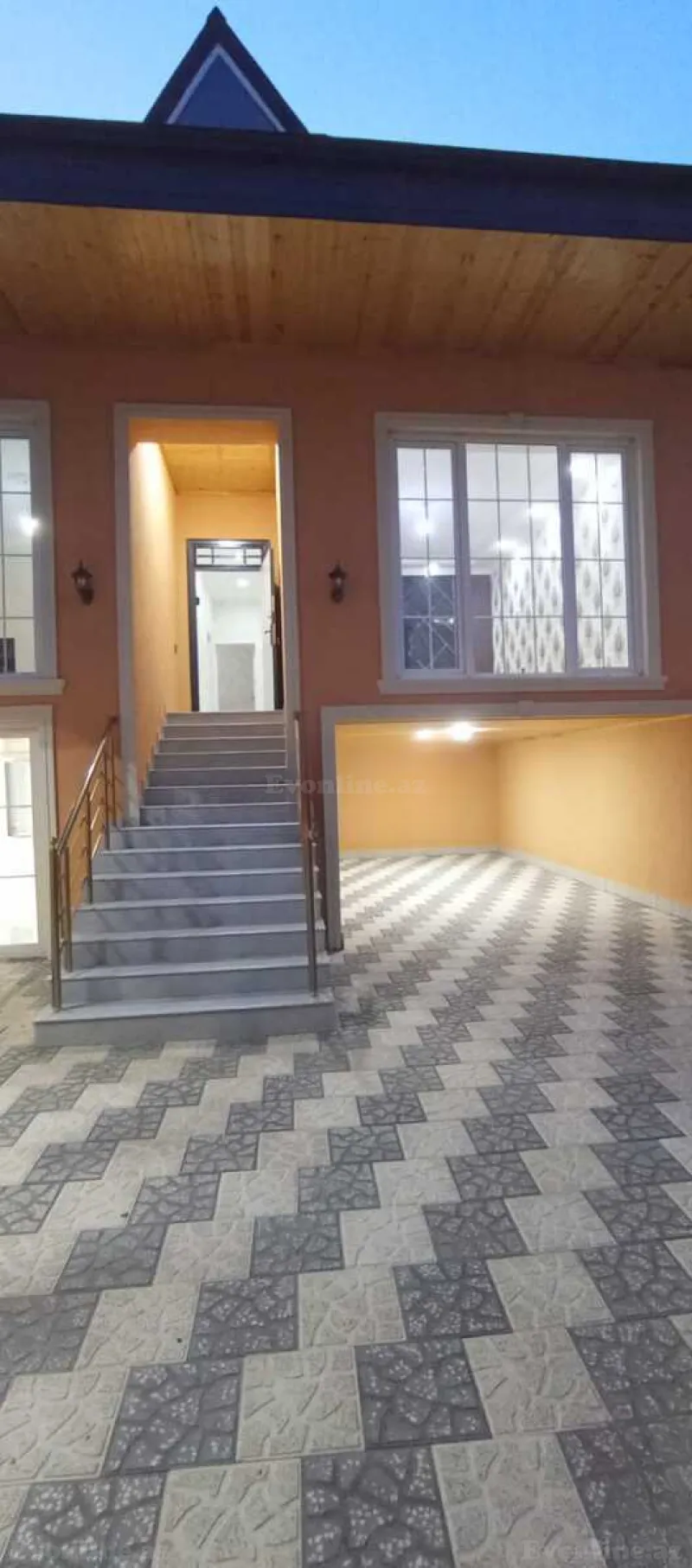 4 otaqlı Həyət evi 170 m² Ramana Satılır