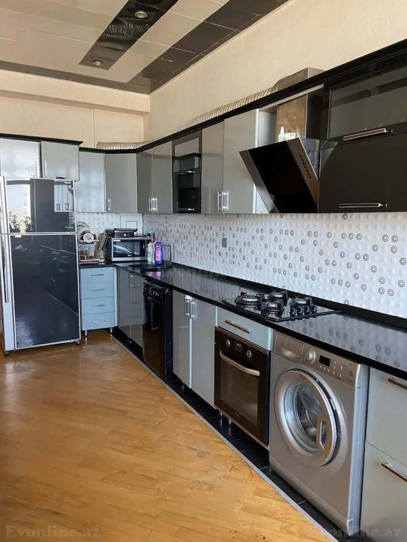 Kirayə verilir 4 otaqlı Mənzil Yeni tikili 221 m² Elmlər Akademiyası m. - şəkil 6