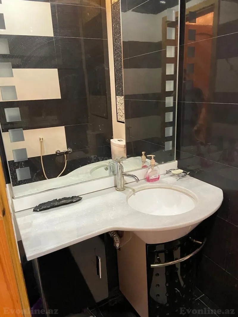 Kirayə verilir 4 otaqlı Mənzil Yeni tikili 221 m² Elmlər Akademiyası m. - şəkil 15