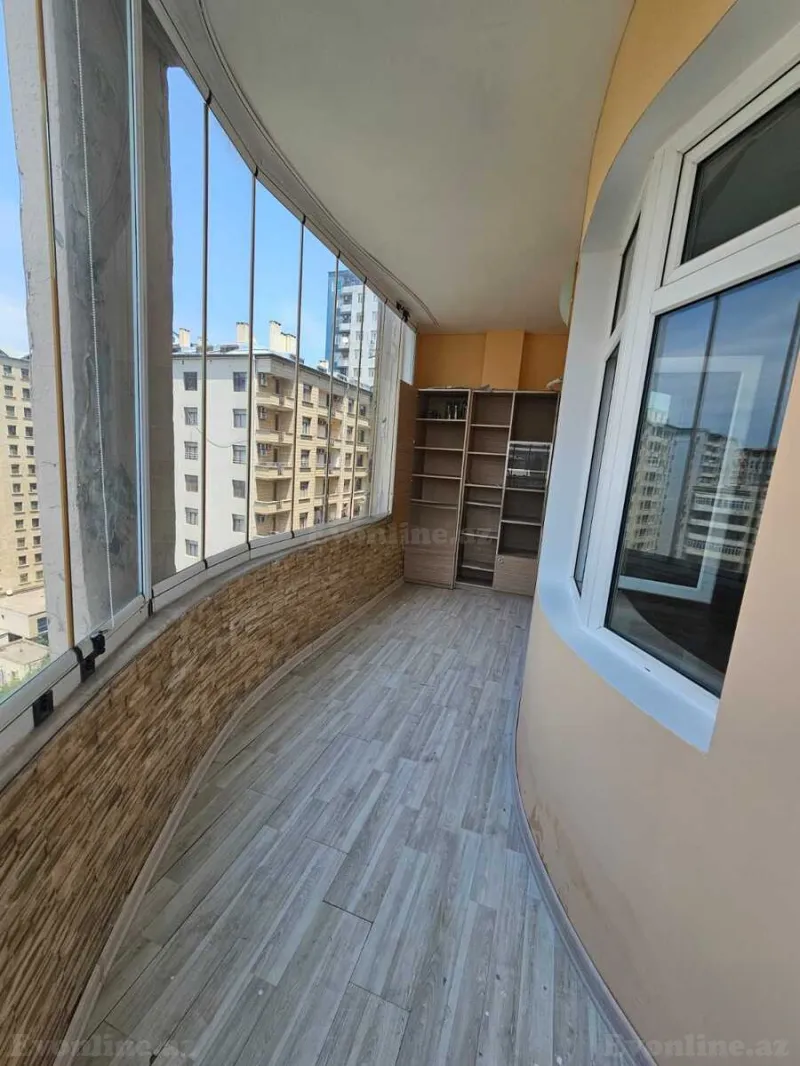 Satılır 3 otaqlı Mənzil Yeni tikili 129 m² Yasamal r. - şəkil 5
