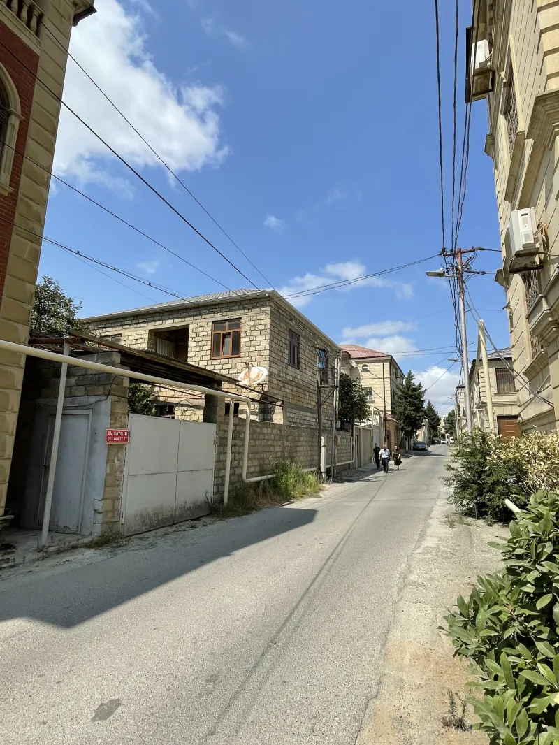 Satılır 5 otaqlı Həyət evi 210 m² Həzi Aslanov - şəkil 2