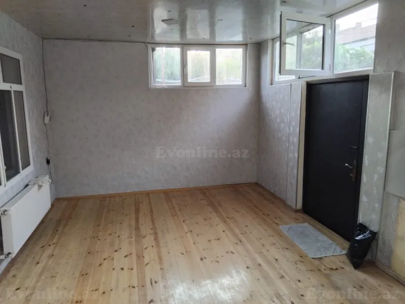 4 otaqlı Həyət evi 90 m² Sabunçu Satılır