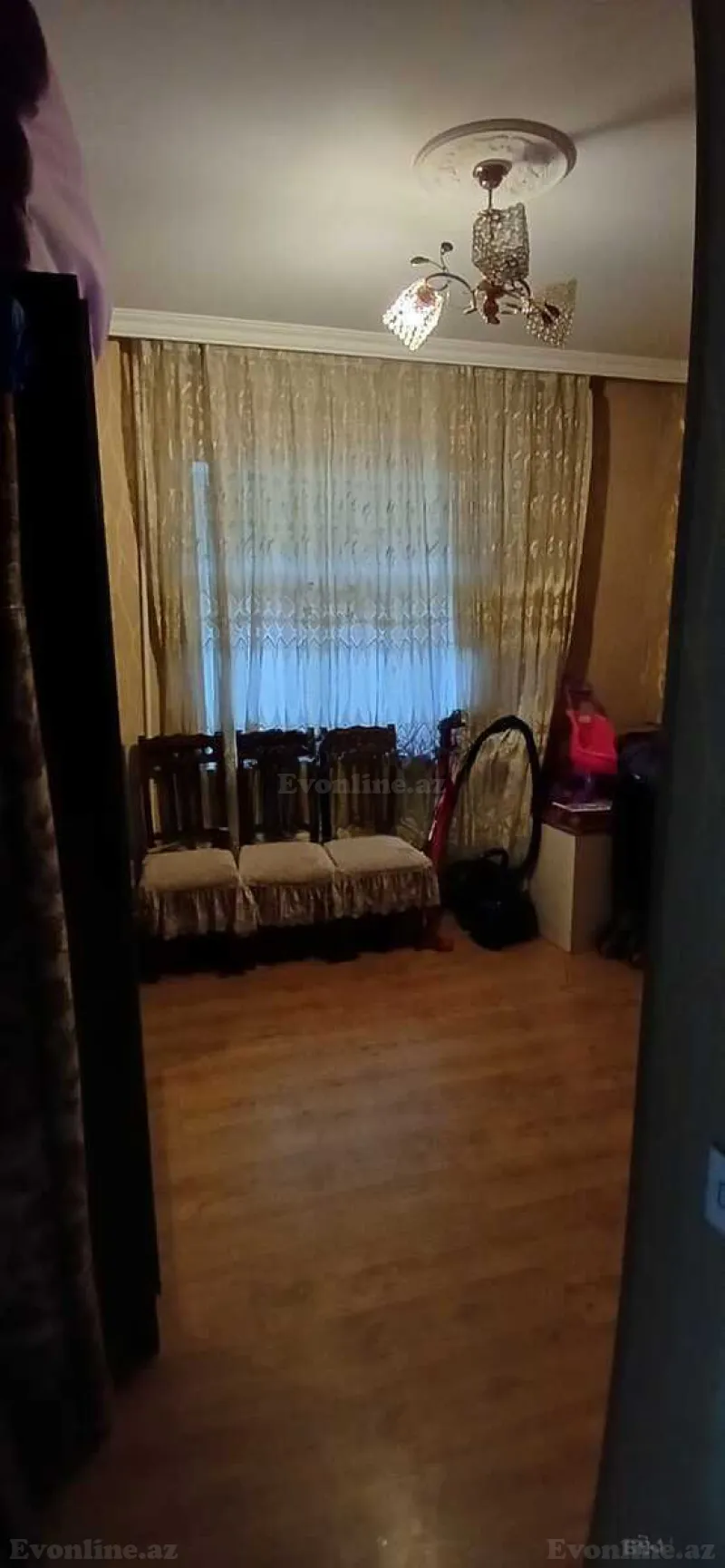 Satılır 5 otaqlı Mənzil Köhnə tikili 100 m² Binəqədi r. - şəkil 2