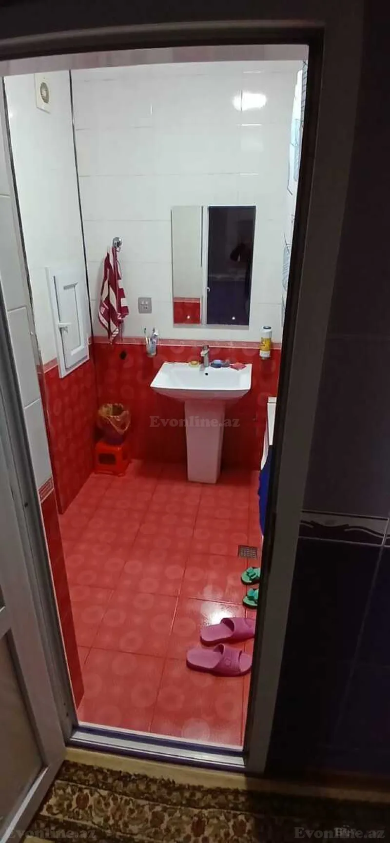 Satılır 5 otaqlı Mənzil Köhnə tikili 100 m² Binəqədi r. - şəkil 8