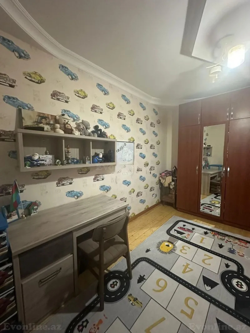 Satılır 4 otaqlı Mənzil Köhnə tikili 100 m² Həzi Aslanov m. - şəkil 6