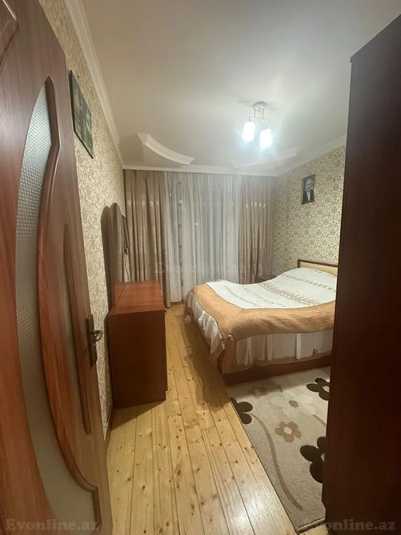 Satılır 4 otaqlı Mənzil Köhnə tikili 100 m² Həzi Aslanov m. - şəkil 7