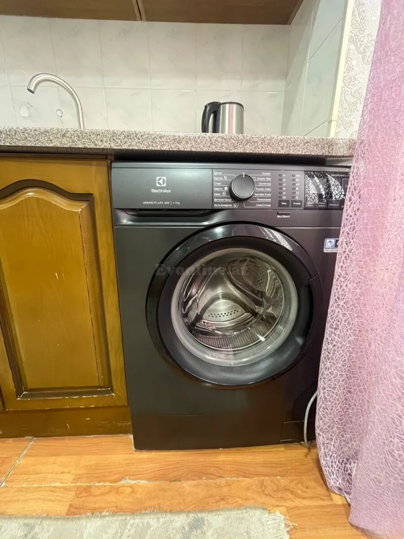 Kirayə verilir 2 otaqlı Mənzil Köhnə tikili 65 m² Həzi Aslanov m. - şəkil 13
