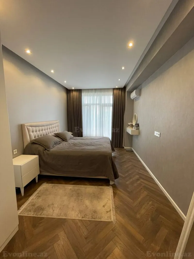 Satılır 3 otaqlı Mənzil Yeni tikili 100 m² İnşaatçılar m. - şəkil 6