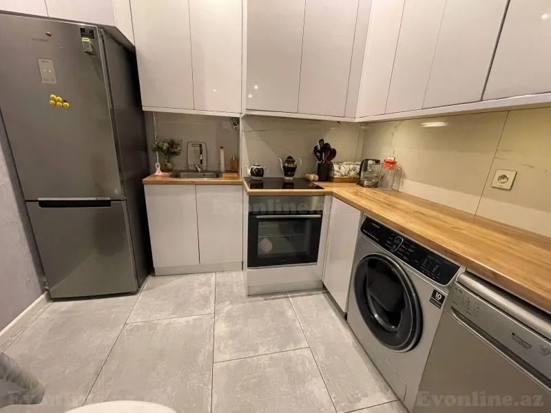 Satılır 3 otaqlı Mənzil Yeni tikili 100 m² İnşaatçılar m. - şəkil 11