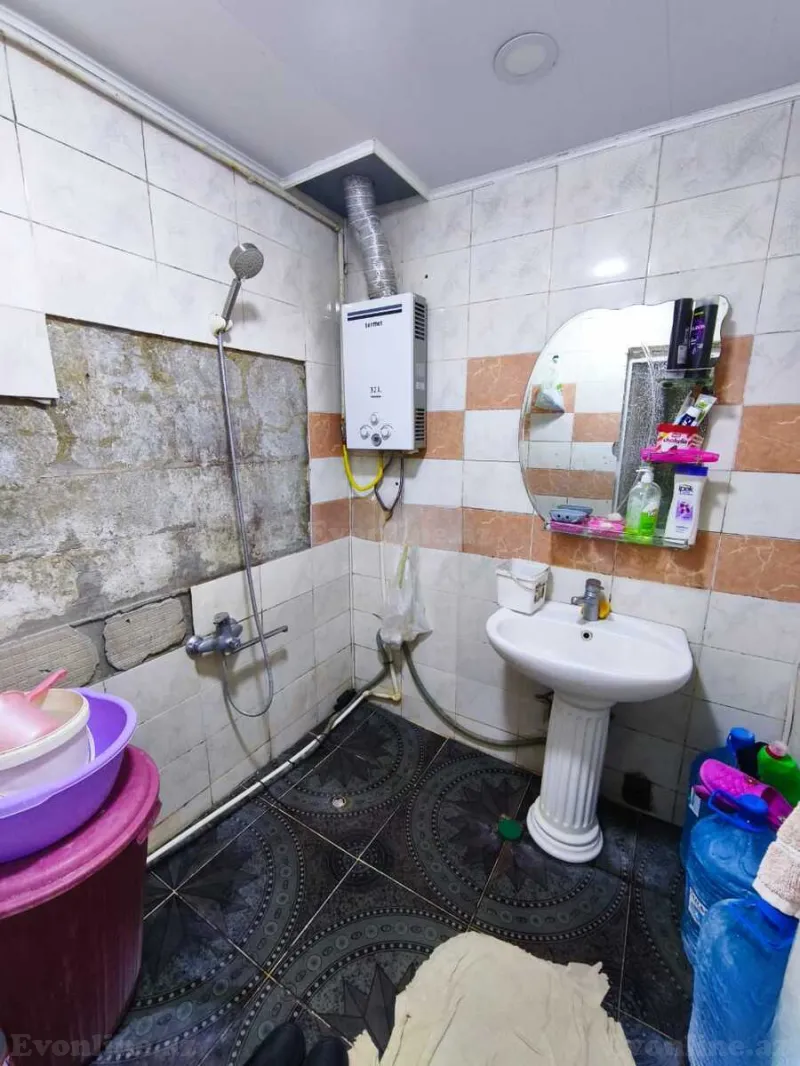 Satılır 2 otaqlı Mənzil Köhnə tikili 55 m² Xətai r. - şəkil 9