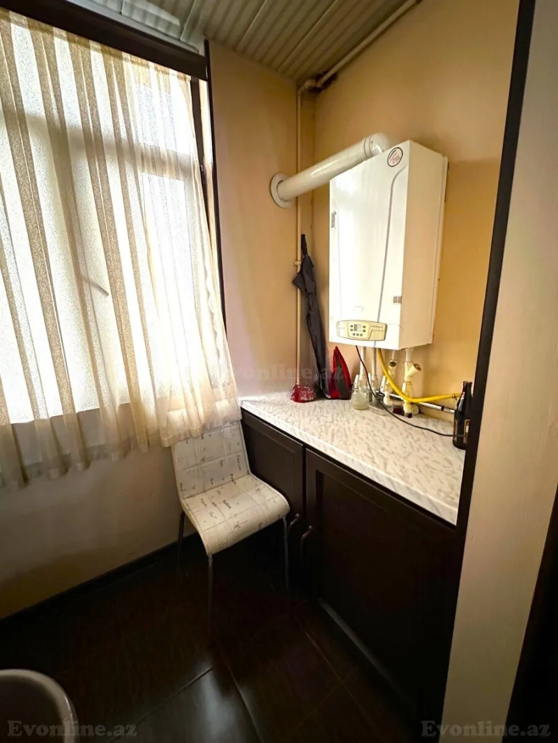 Satılır 3 otaqlı Mənzil Köhnə tikili 80 m² Bakıxanov - şəkil 9
