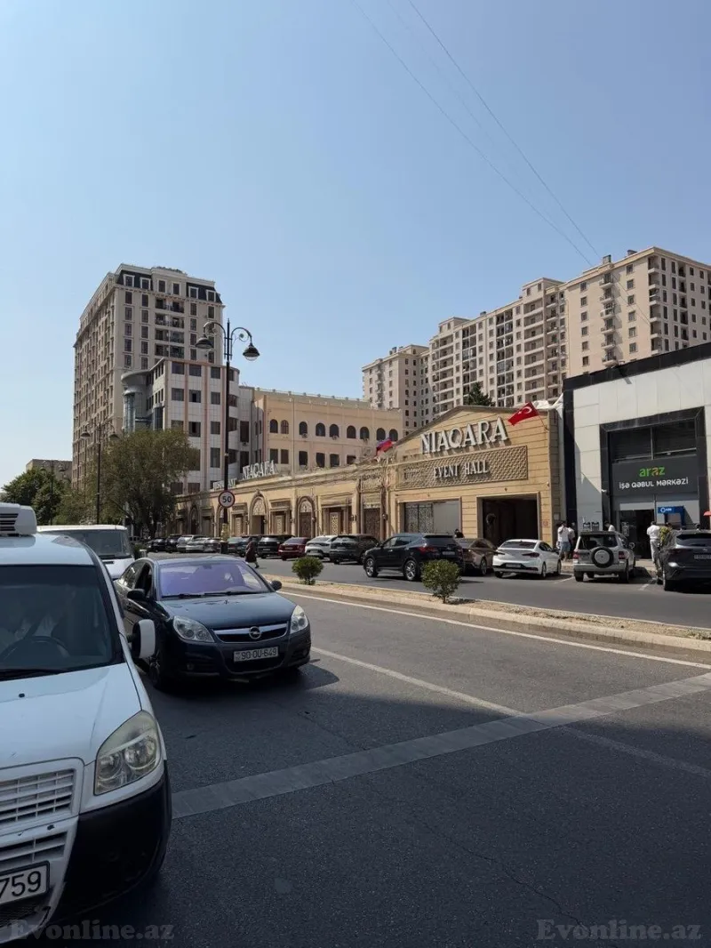 Satılır 2 otaqlı Mənzil Yeni tikili 60 m² 8 Noyabr m.