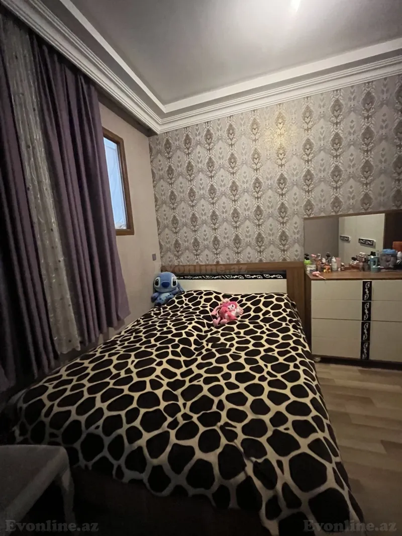 2 otaqlı Mənzil 100 m² İnşaatçılar m. Kirayə verilir