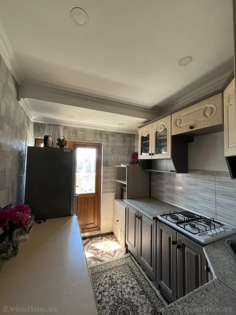 Kirayə verilir 2 otaqlı Mənzil Yeni tikili 100 m² İnşaatçılar m. - şəkil 4