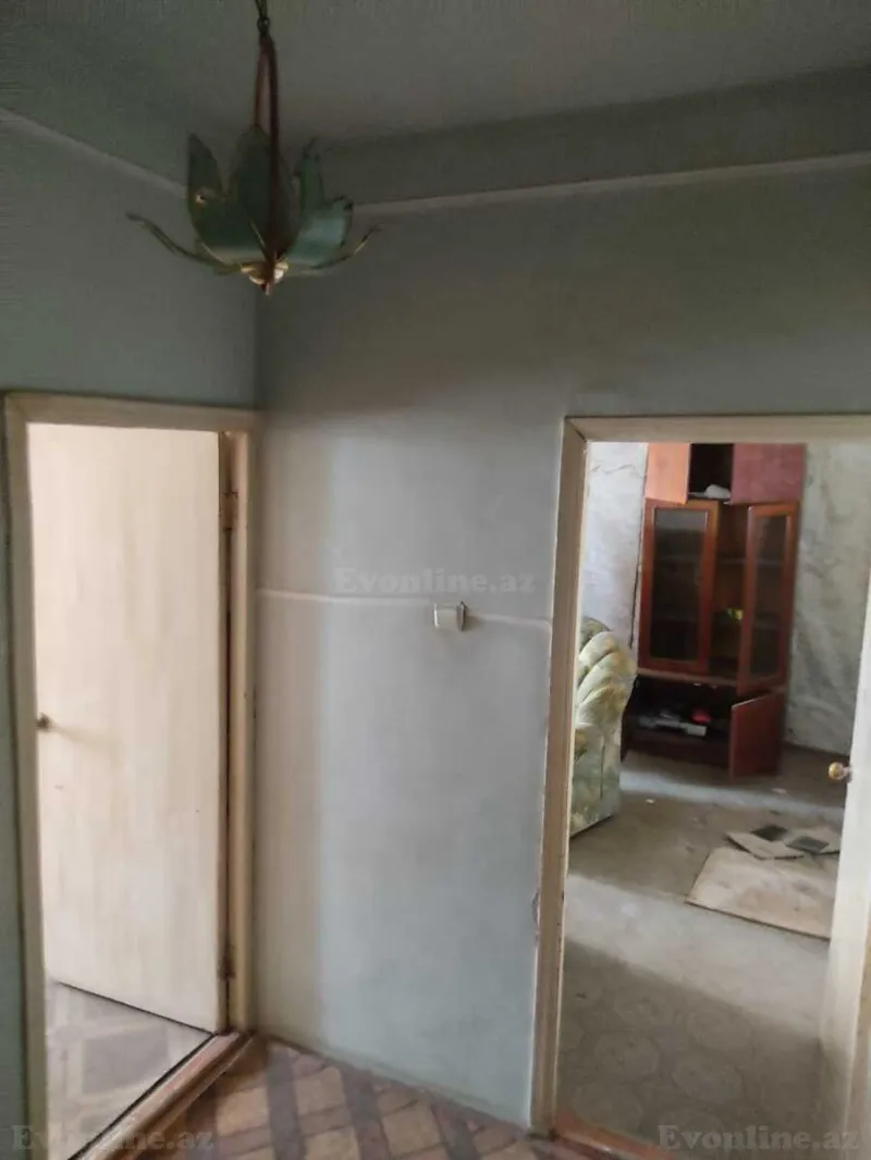 Satılır 3 otaqlı Mənzil Köhnə tikili 72 m² Sumqayıt - şəkil 2