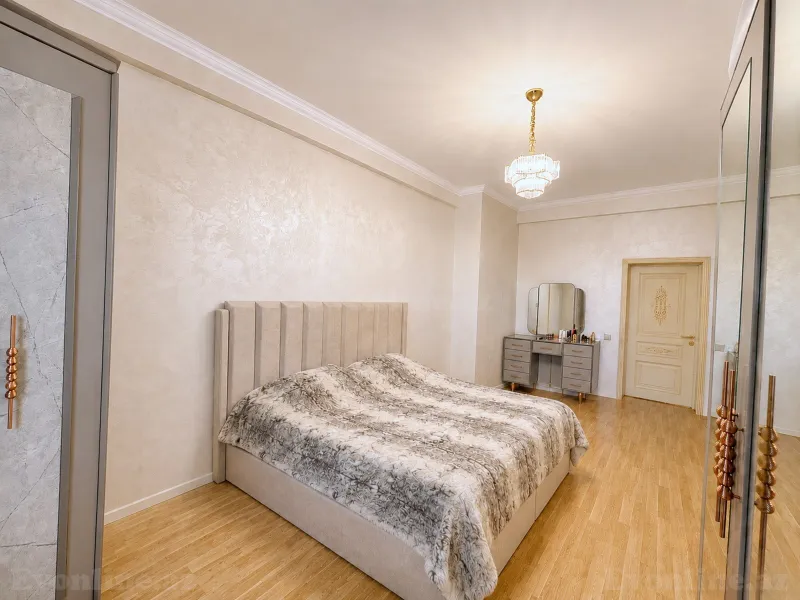 Satılır 4 otaqlı Mənzil Yeni tikili 168 m² Badamdar - şəkil 9