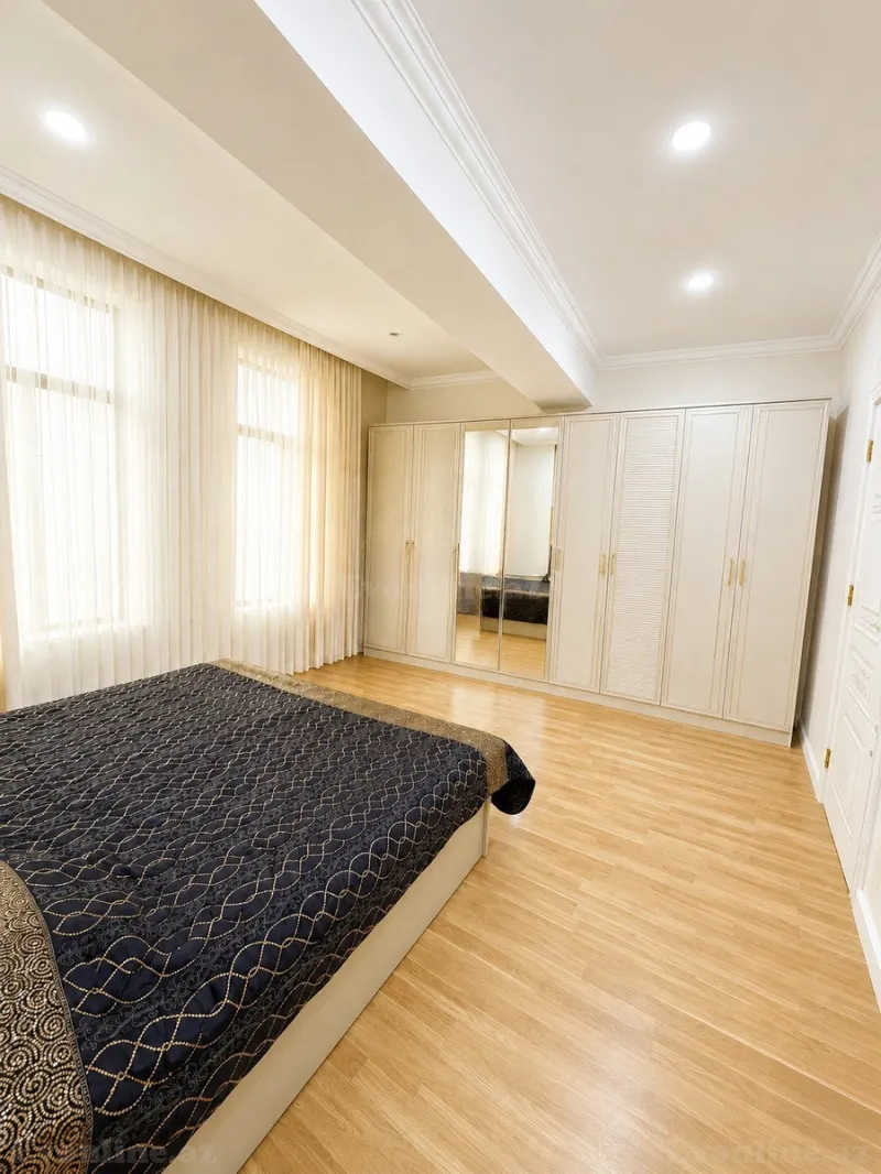 Satılır 4 otaqlı Mənzil Yeni tikili 168 m² Badamdar - şəkil 11