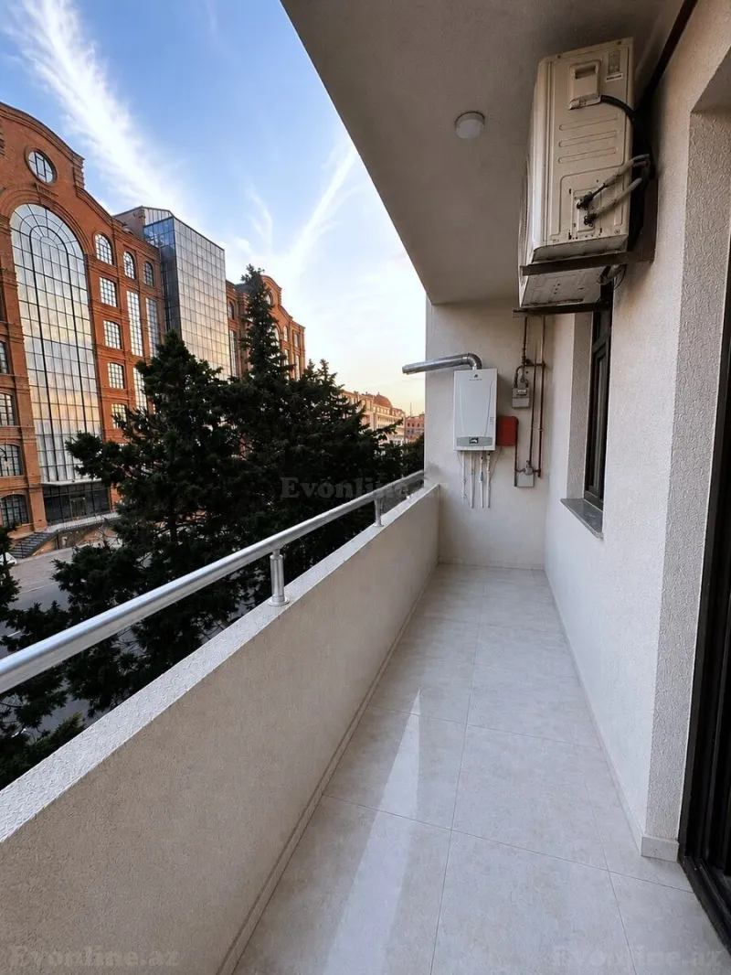 Satılır 4 otaqlı Mənzil Yeni tikili 168 m² Badamdar - şəkil 17