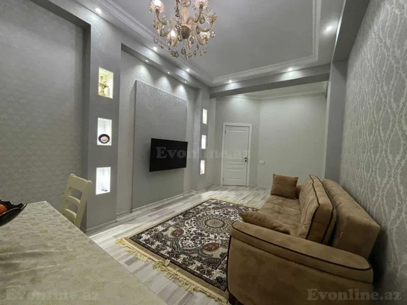 3 otaqlı Mənzil 135 m² Gənclik m. Kirayə verilir