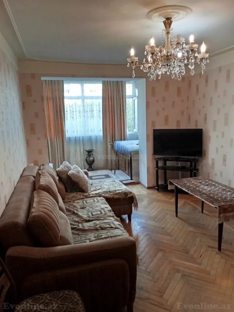 2 otaqlı Mənzil 47 m² Elmlər Akademiyası m. Satılır