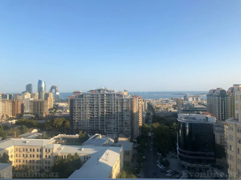 Kirayə verilir 4 otaqlı Mənzil Yeni tikili 300 m² 28 May m. - şəkil 2