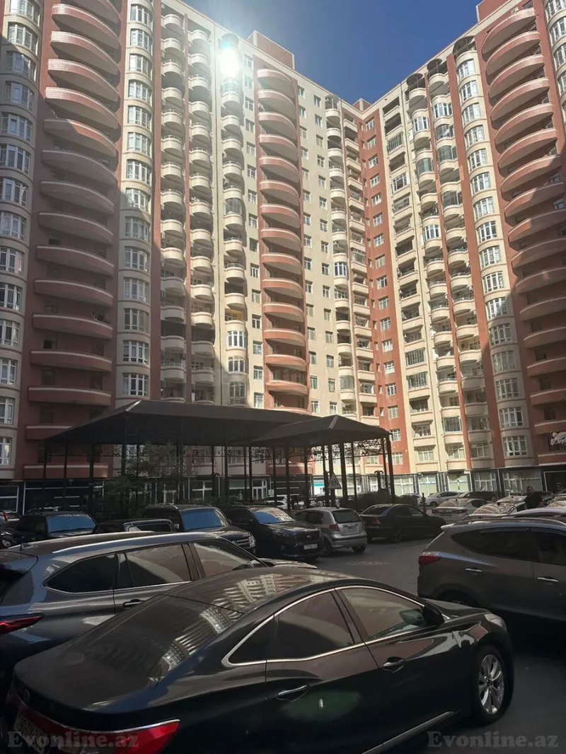 3 otaqlı Mənzil 137 m² Badamdar Satılır