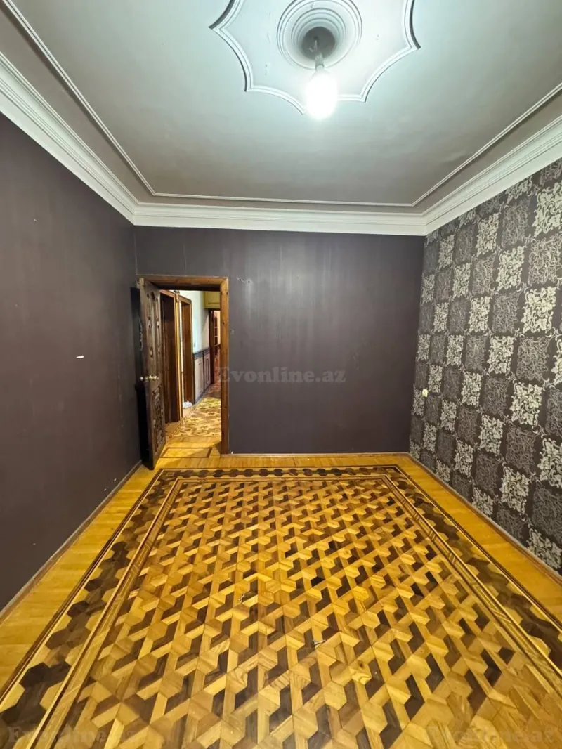 Satılır 4 otaqlı Mənzil Köhnə tikili 110 m² Azadlıq prospekti m. - şəkil 12