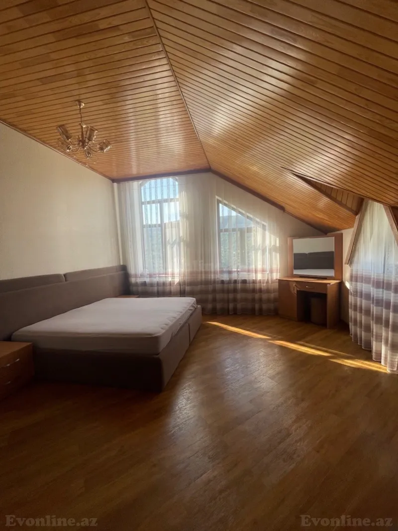 Satılır 4 otaqlı Həyət evi 200 m² Quba - şəkil 10