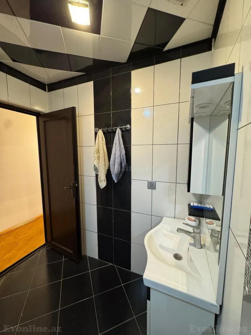 Kirayə verilir 3 otaqlı Mənzil Yeni tikili 120 m² Qara Qarayev m. - şəkil 13