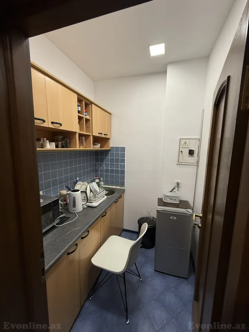 Kirayə verilir Ofis 85 m² Elmlər Akademiyası m. - şəkil 9