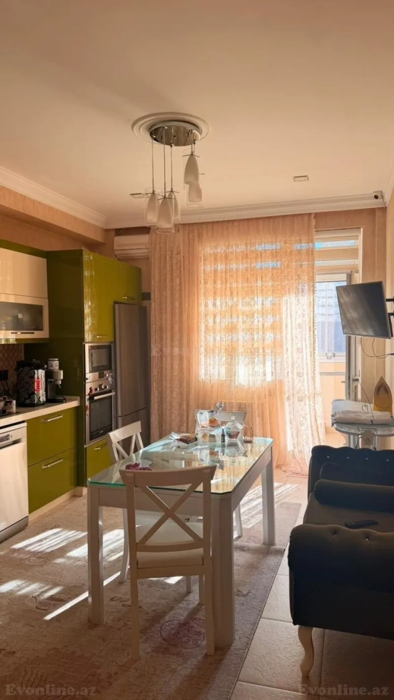 Kirayə verilir 3 otaqlı Mənzil Yeni tikili 136 m² Elmlər Akademiyası m. - şəkil 6