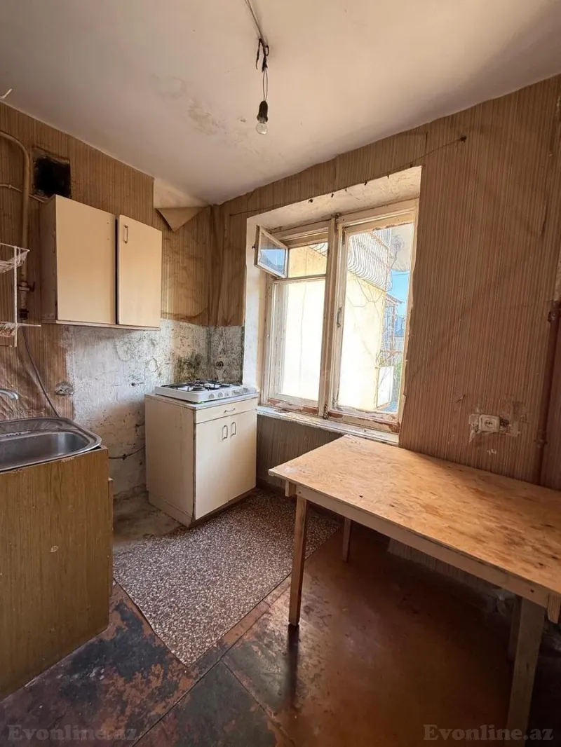 Satılır 2 otaqlı Mənzil Köhnə tikili 52 m² Nərimanov r. - şəkil 5