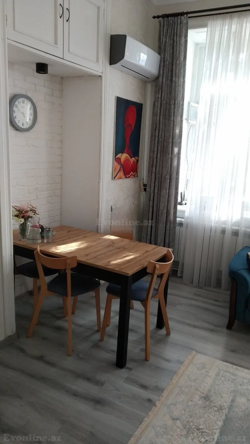 Satılır 2 otaqlı Mənzil Köhnə tikili 40 m² Nizami m. - şəkil 3
