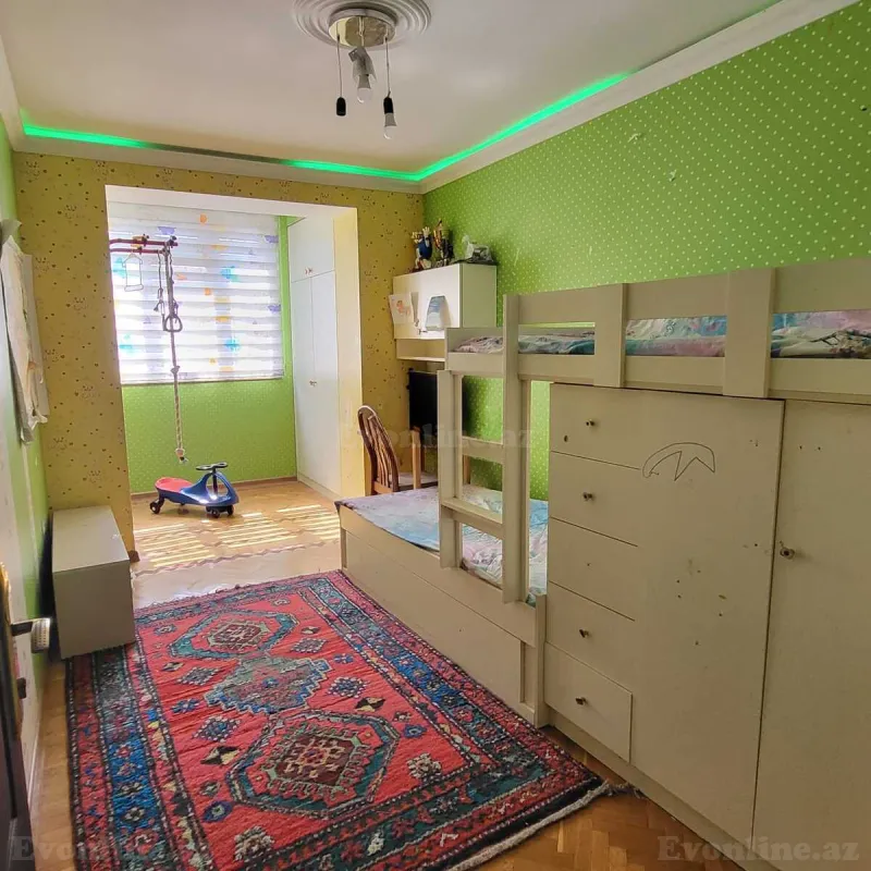 Satılır 3 otaqlı Mənzil Köhnə tikili 110 m² İnşaatçılar m. - şəkil 8