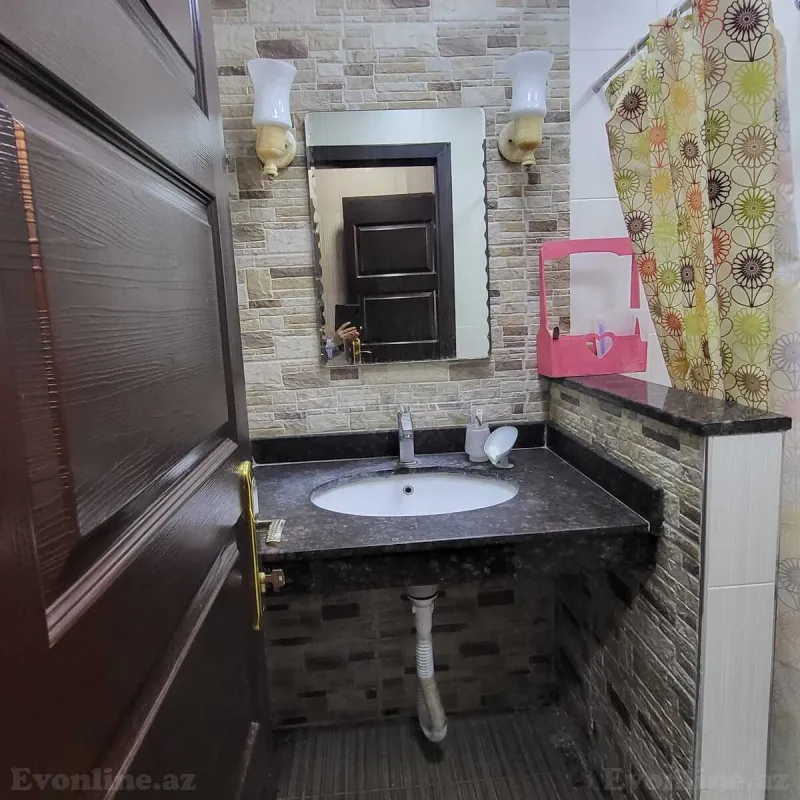 Satılır 3 otaqlı Mənzil Köhnə tikili 110 m² İnşaatçılar m. - şəkil 12